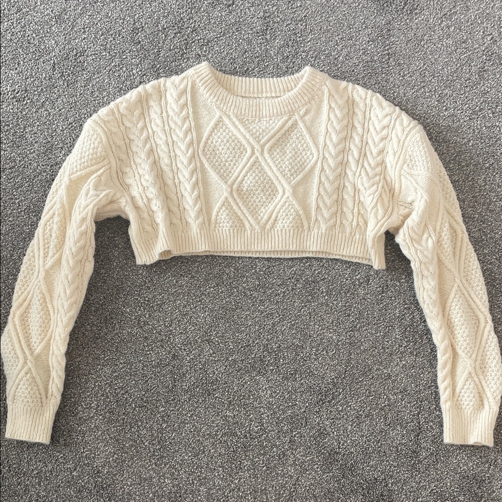 Commense Ivory Cable Knit Sweater